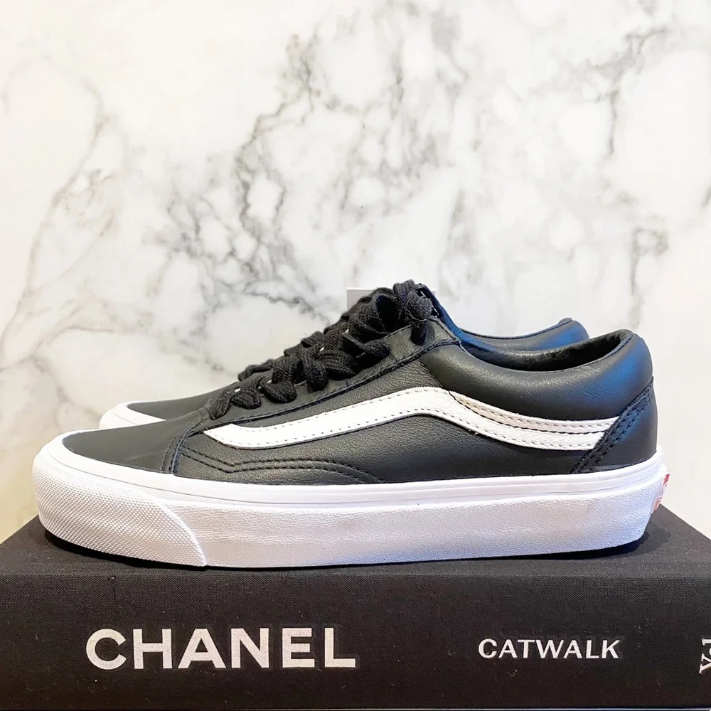 BNWT Vans Leather Old School - Picture 2 of 12